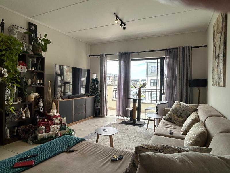 1 Bedroom Property for Sale in Sandown Western Cape